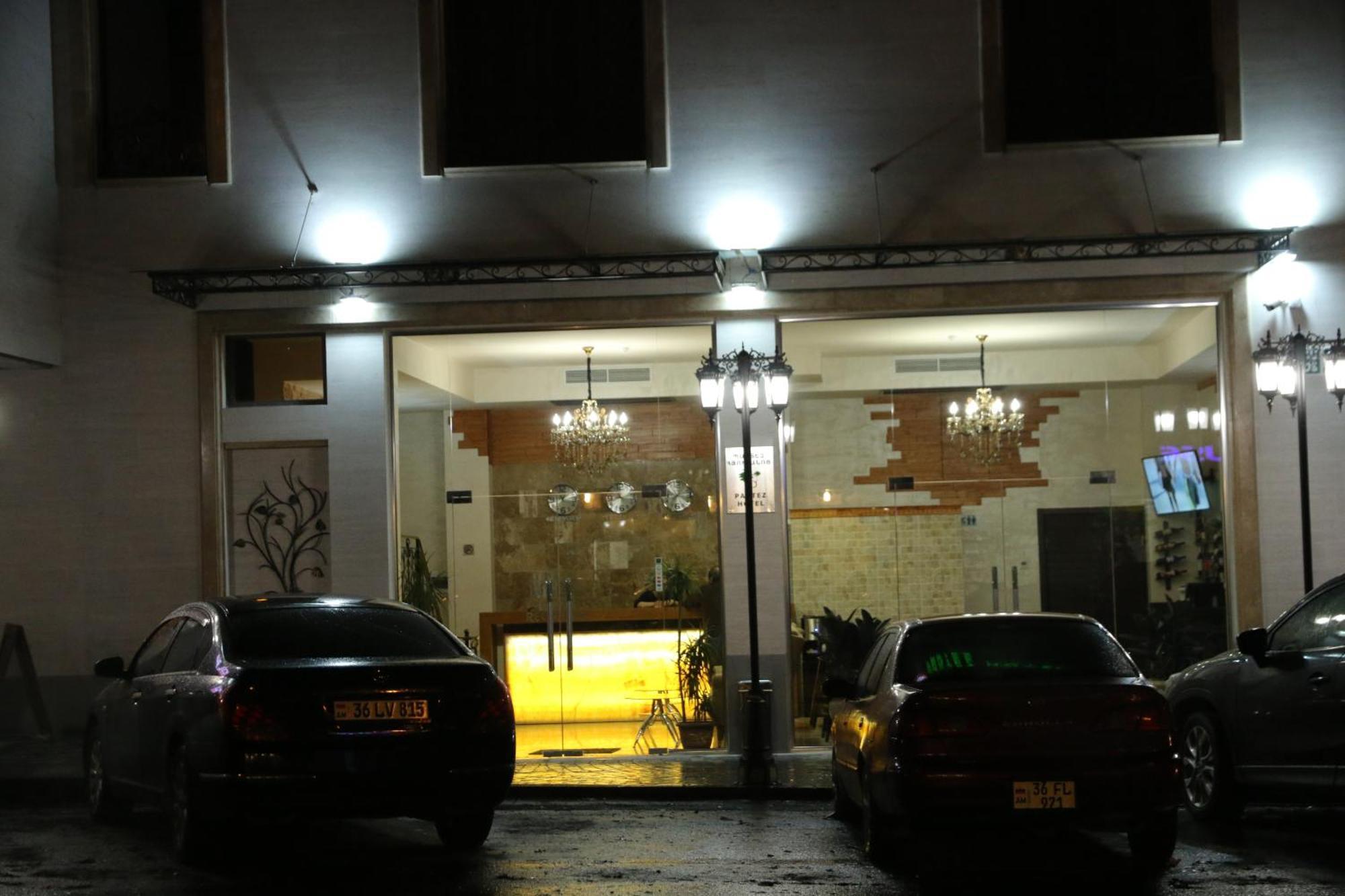 Hotel Partiez Yerevan Exterior foto